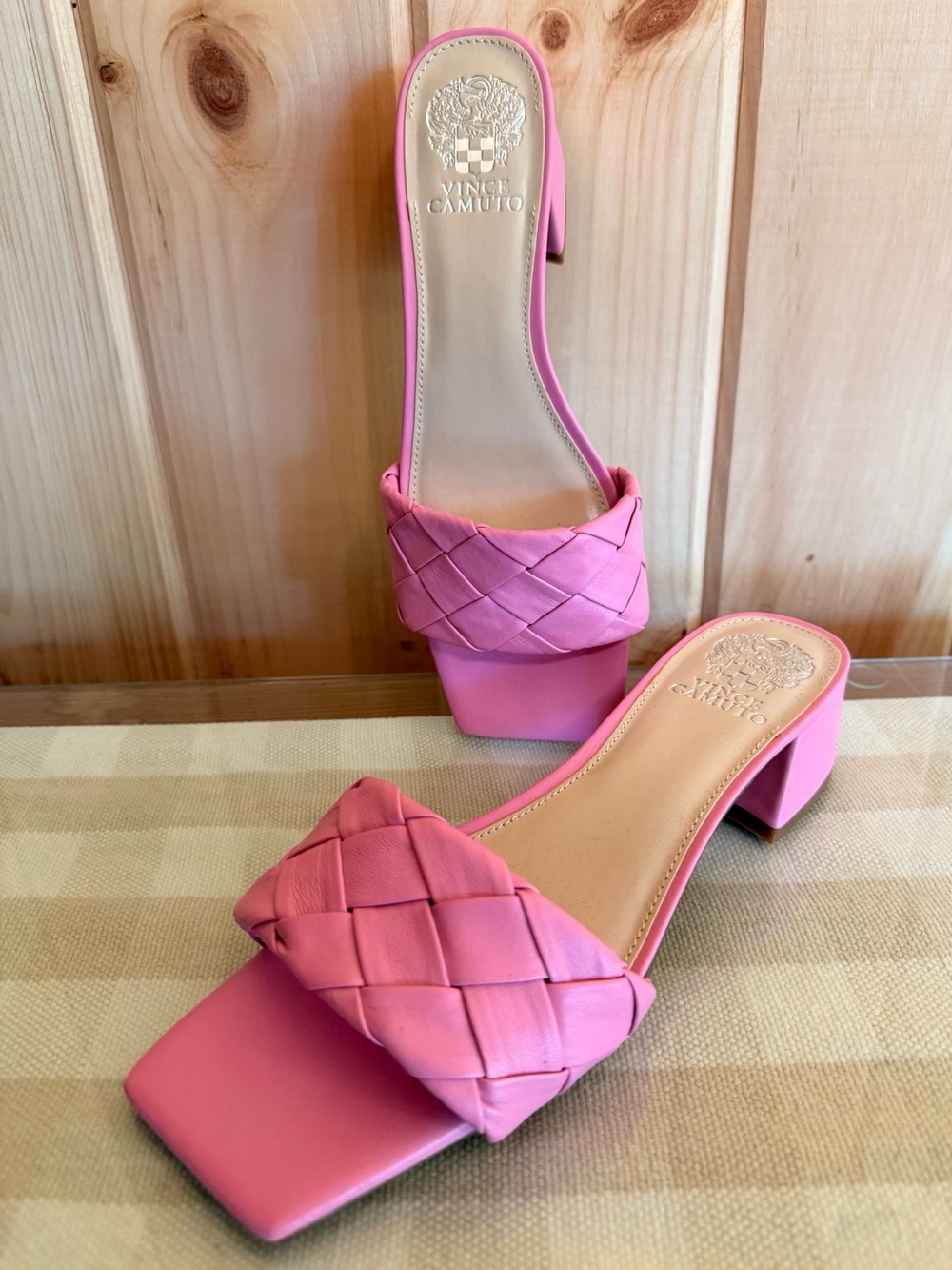 EUC/ NWOT Vince Camuto Pink Woven Square Toe Block Heel Slide Sandals Size 9